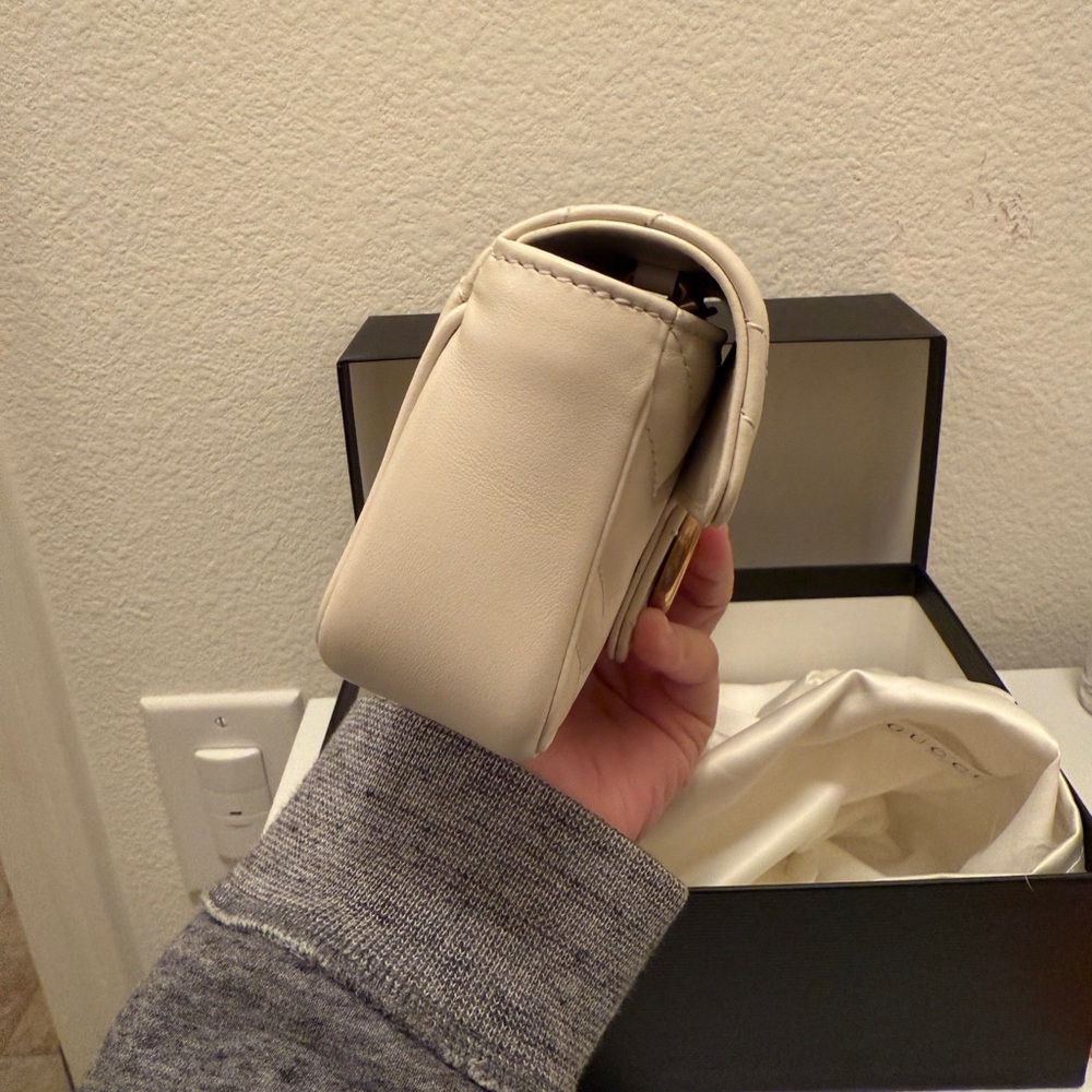 Gucci GG Marmont mini shoulder bag - Picture 7 of 9